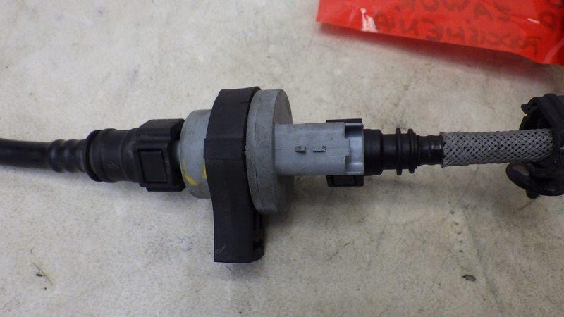 фото №10, Клапан вакуумa топлива peugeot 2008 i 1.2 thp