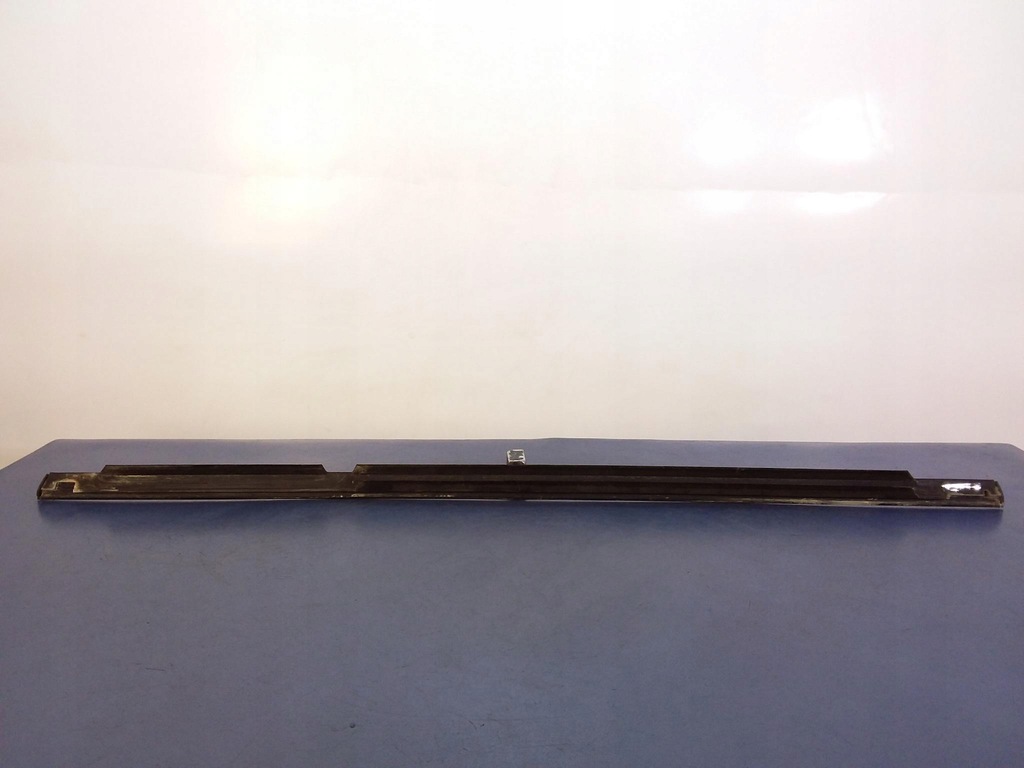 фото №3, Mercedes r w251 молдинг ущільнювач двері лівий задня