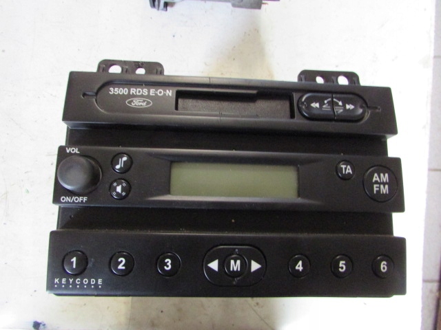 фото №1, Радио ford fiesta mk6