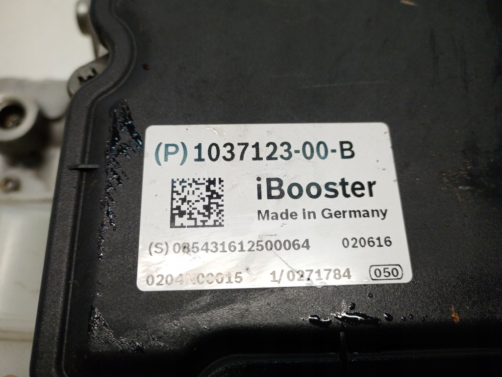 Насос тормозная усилитель тормозов ibooster 1037123-00-b tesla s рестайлинг Доставка