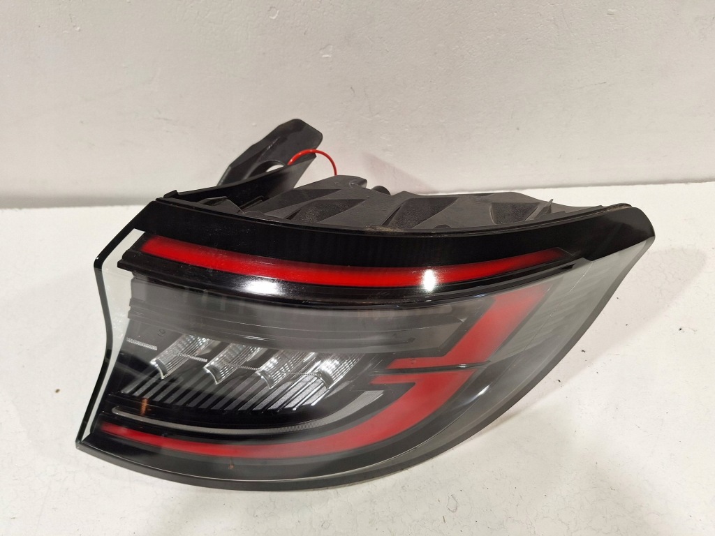 Купити Лампа задня права led 265501807r renault austral 24-