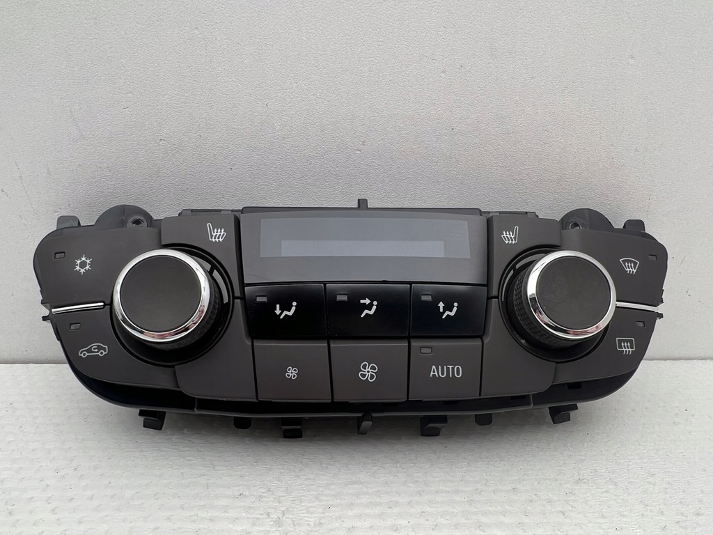 фото №1, Панель радио кондиционера opel insignia коричневый