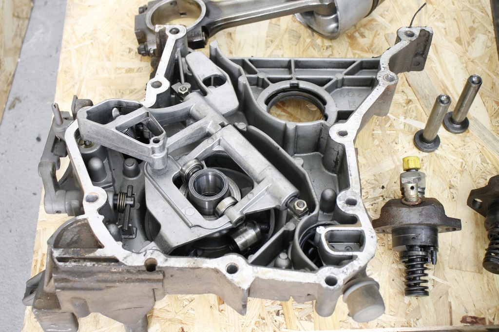 фото №11, Двигатель блок головка wał коленчатый поршень насос kohler kdi 1903 jcb