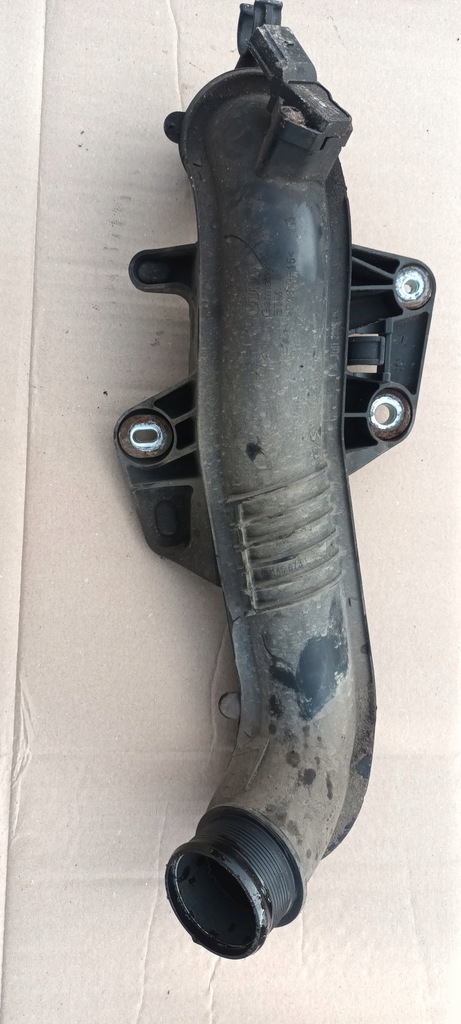 фото №1, Труба шланг интеркулер audi a4 b8 a5 8k0145673l