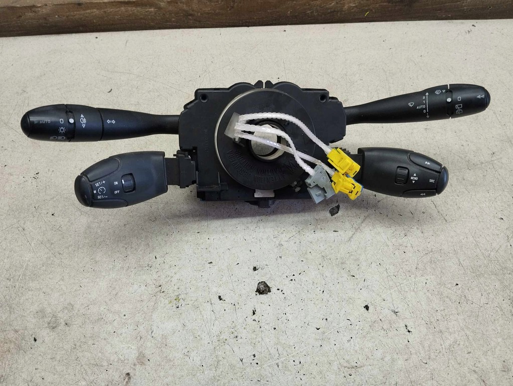 фото №1, Переключатель комбинированный света поворотники citroen peugeot 96533581xt