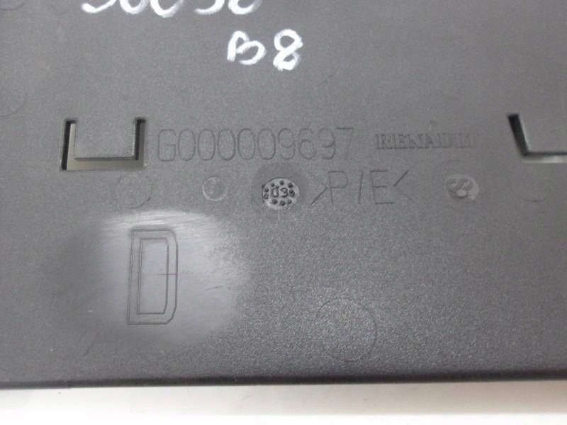 фото №3, Renault laguna ii заглушка бампер правый перед