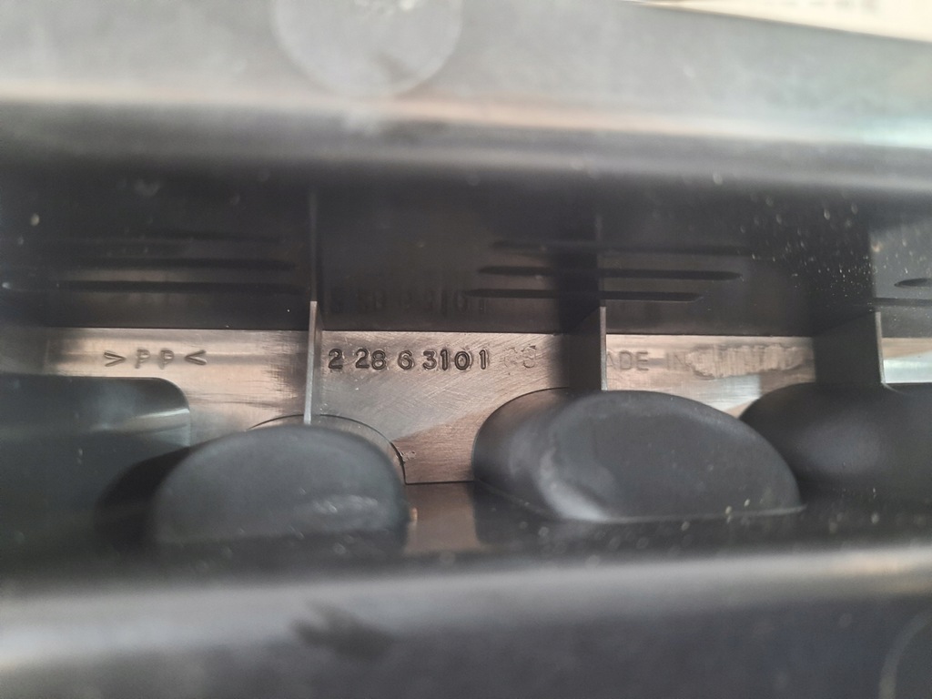 фото №9, Gmc acadia 12-16 бардачок консоли центральной 22863102 usa