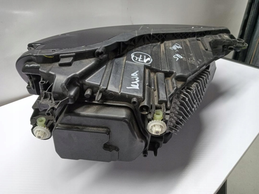 Купити Фара перед передня ліва audi q5 80a941035