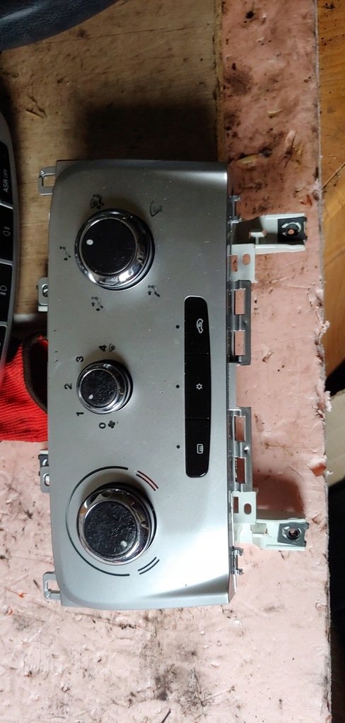 фото №1, Lancia delta iii панель кондиционера обдув