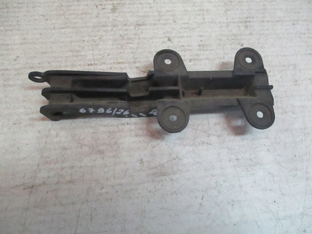 фото №1, 6796/26 направляющая бампера передний audi 80 b3