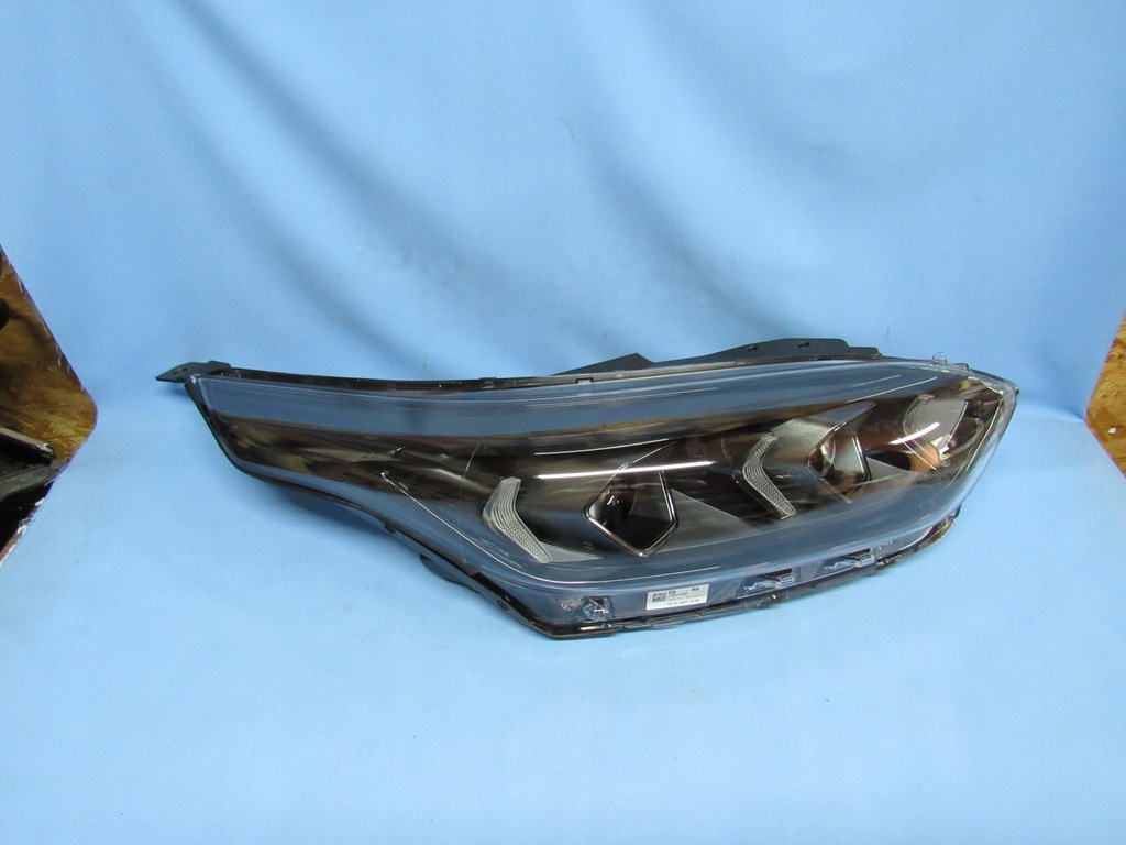 фото №1, Правая kia ceed iii proceed lift full led идеальное состояние комплектная