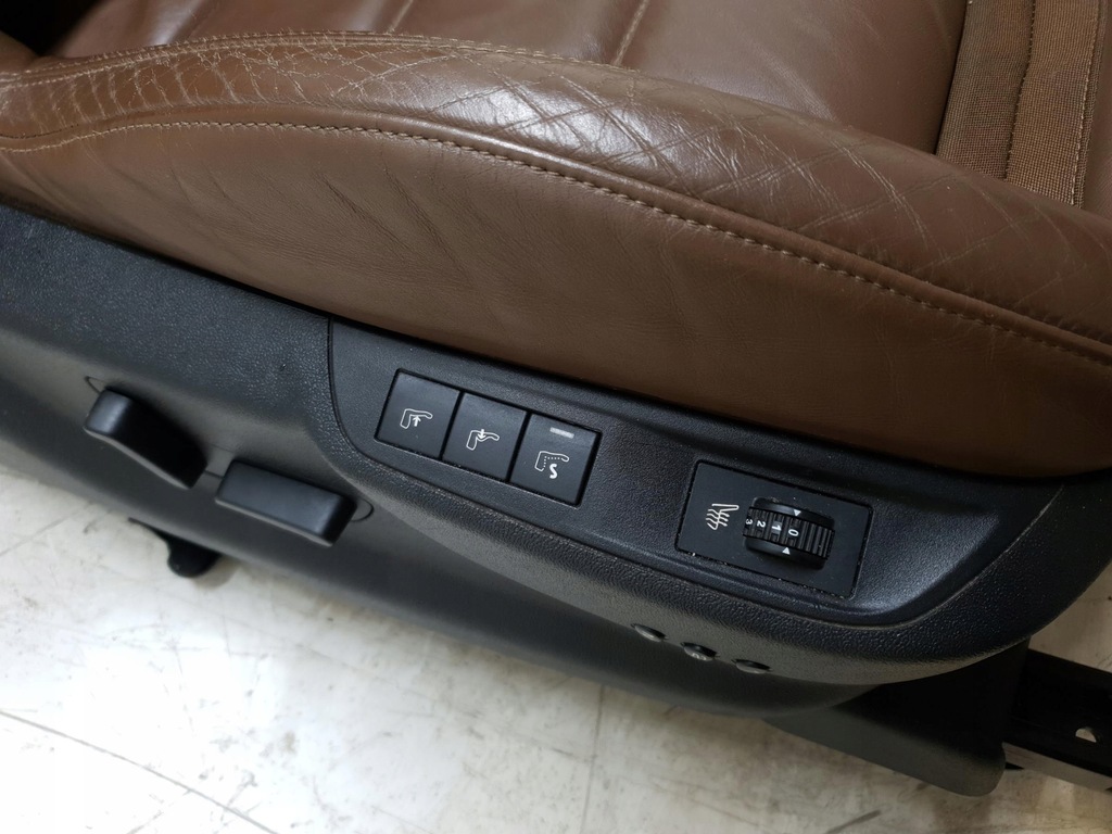 фото №7, Сиденье пассажира правый перед с подогревом citroen ds5