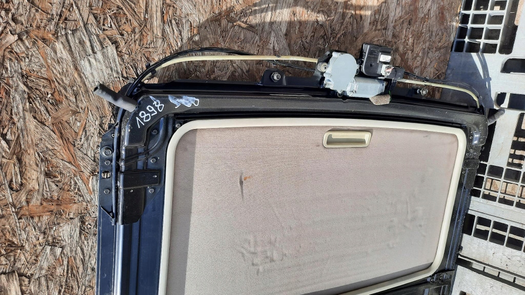 фото №9, Люк volvo s60 i 03r 2.4 d5 9483102