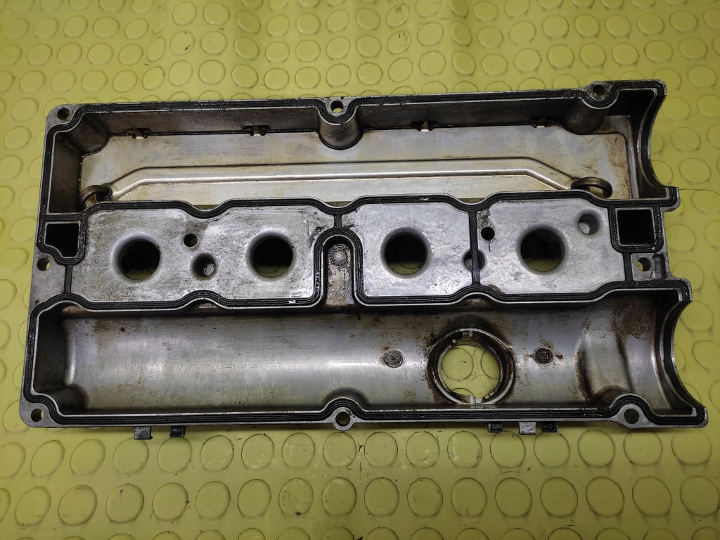 фото №7, Opel vectra c 1.8 кришка клапанів 90536413