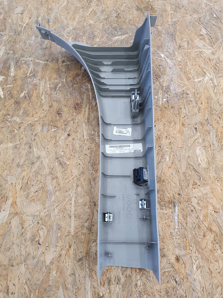 фото №4, Town & country защита стойка правая задняя