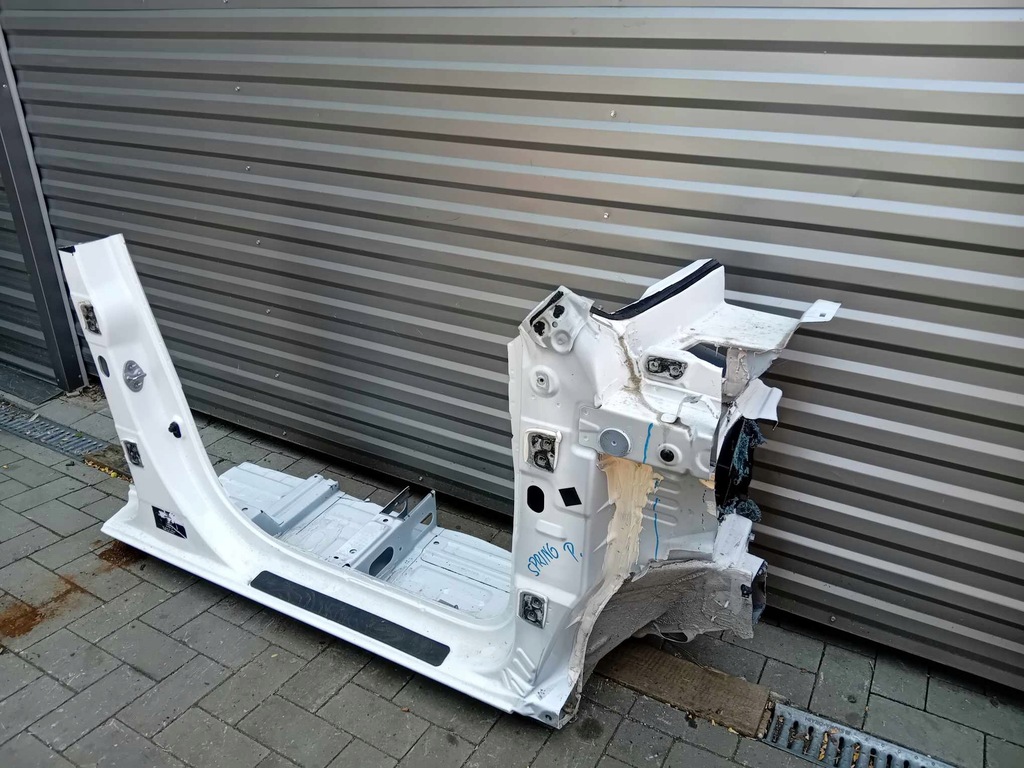 фото №3, Dacia spring порог правый блок двигателя четверть