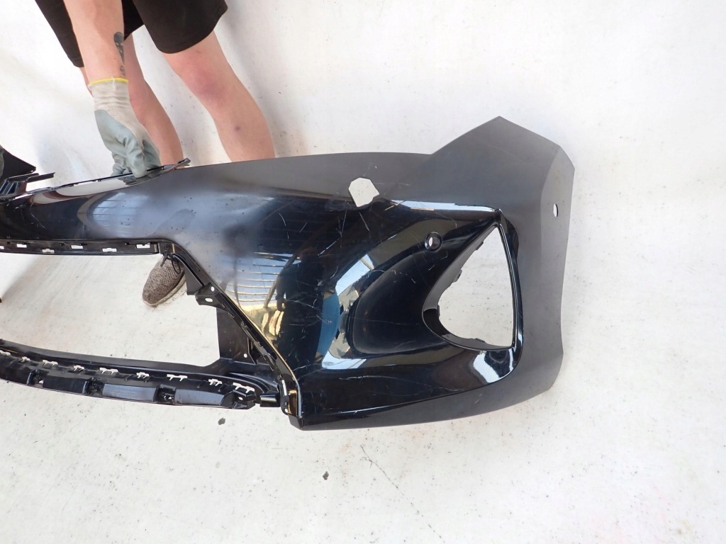 Toyota auris 2 12 - бампер перед передний spr pdc Недорого