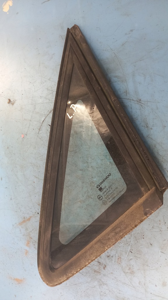 фото №1, Скло ліва перед трикутник daewoo tacuma 00r