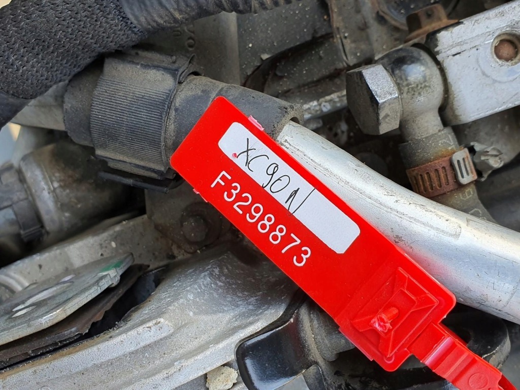 Двигун комплектний  d5244t4 volvo xc90 2.4 d5 Зі Шроту