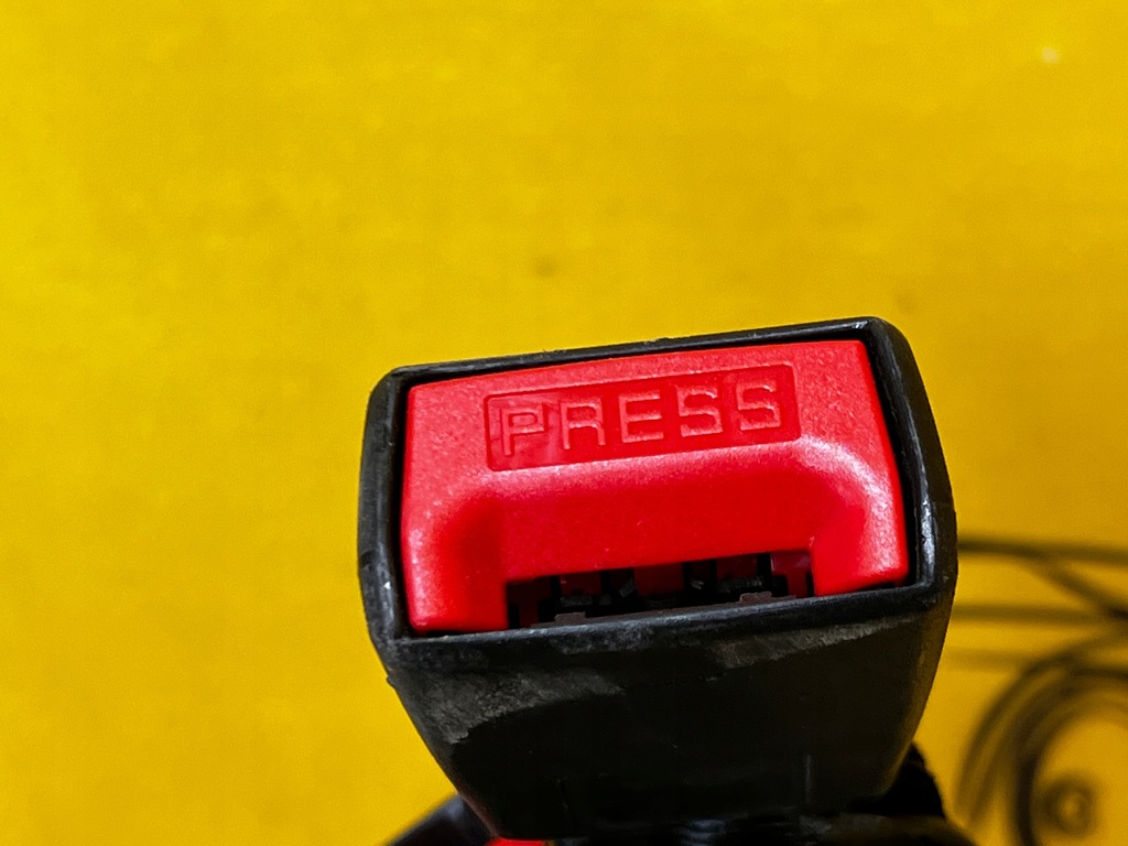 фото №2, Кліпса замок поперечина bezp сидіння задня evoque l551