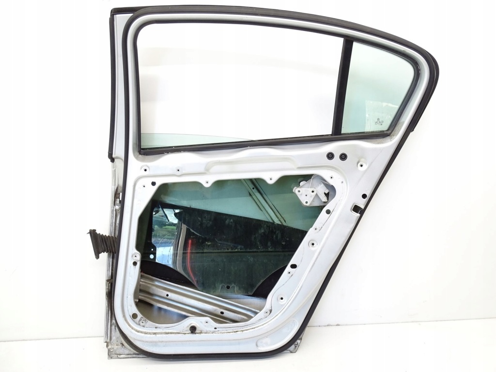 фото №9, Дверь правый задняя задние vw passat b7 sedan la7w