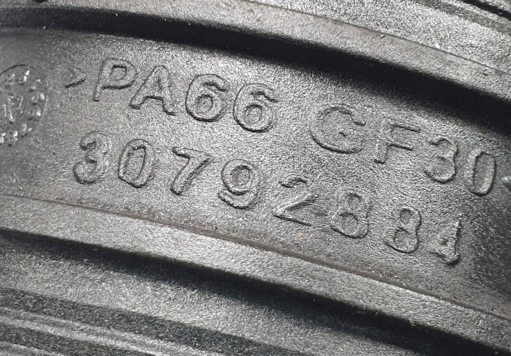 фото №3, Труба трубка интеркулер volvo v70 iii 2.4 d5 30792884