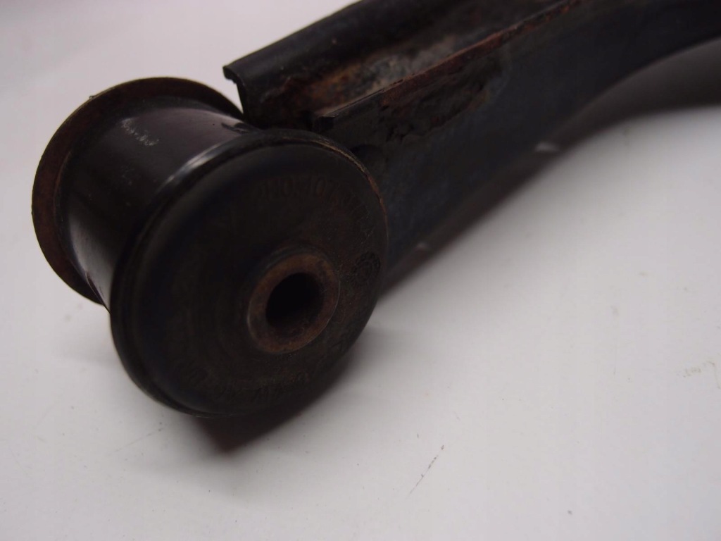 фото №3, Важіль правий перед vw amarok