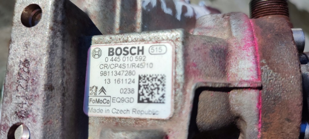 Fiesta mk7 lift b-max courier 1,5 tdci насос упорскування 9811347280 Недорого