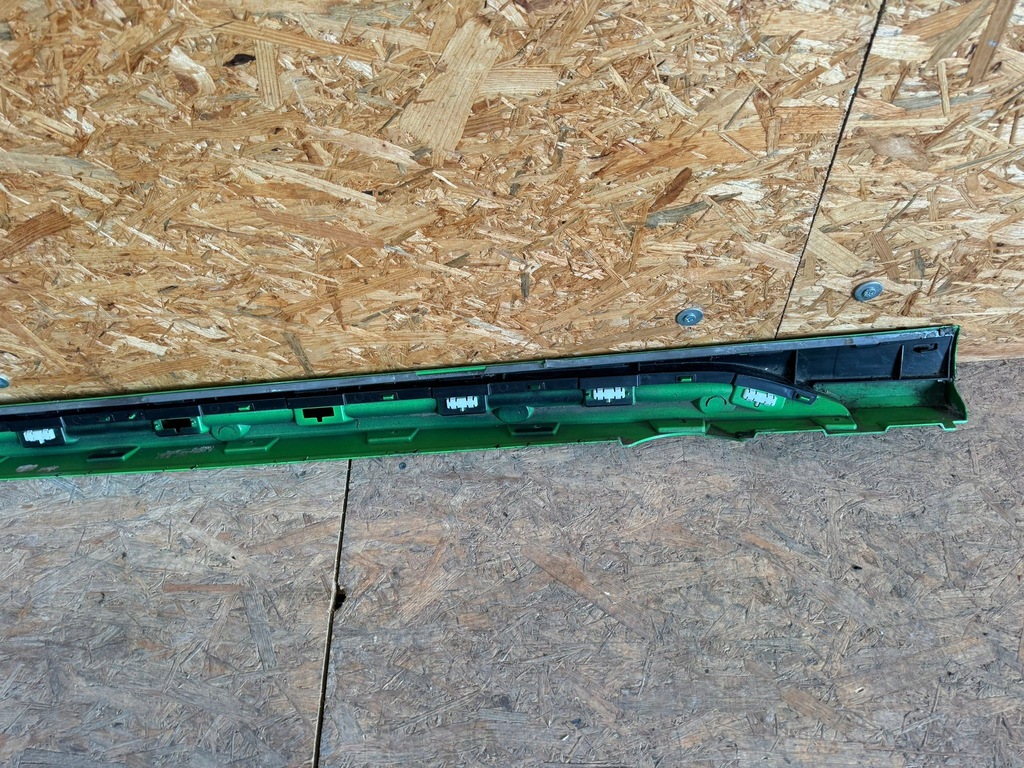 фото №7, Молдинг поріг права audi rs3 8y 8y0853856a -