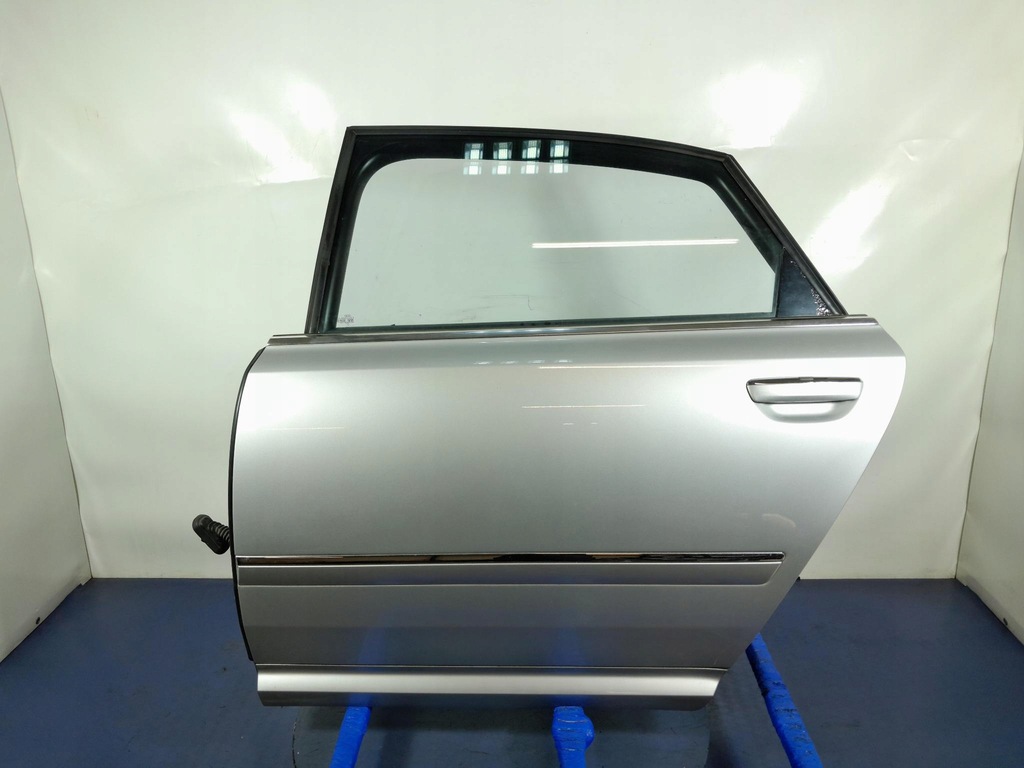 фото №1, Audi a8 d3 long дверь задняя левая ly7w