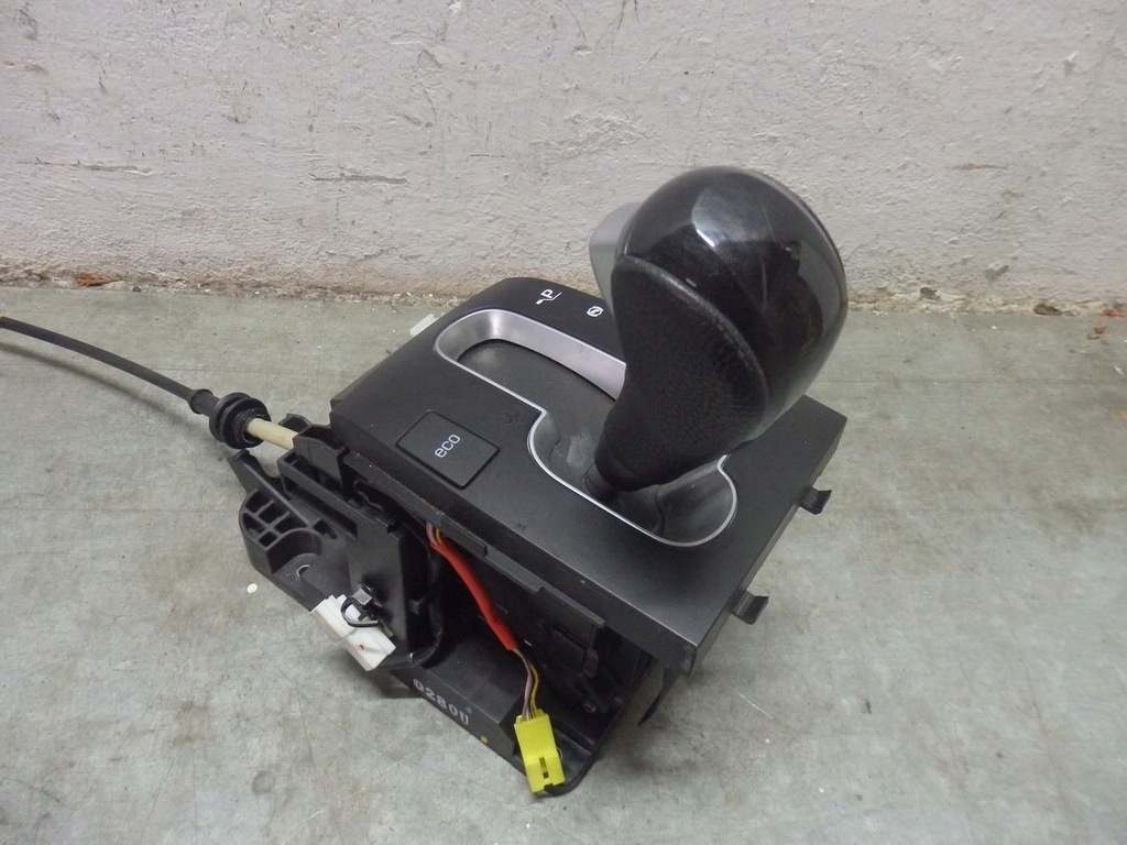 фото №1, Важіль домкрат автомат ручка чохол рамка chevrolet captiva 2011- lift