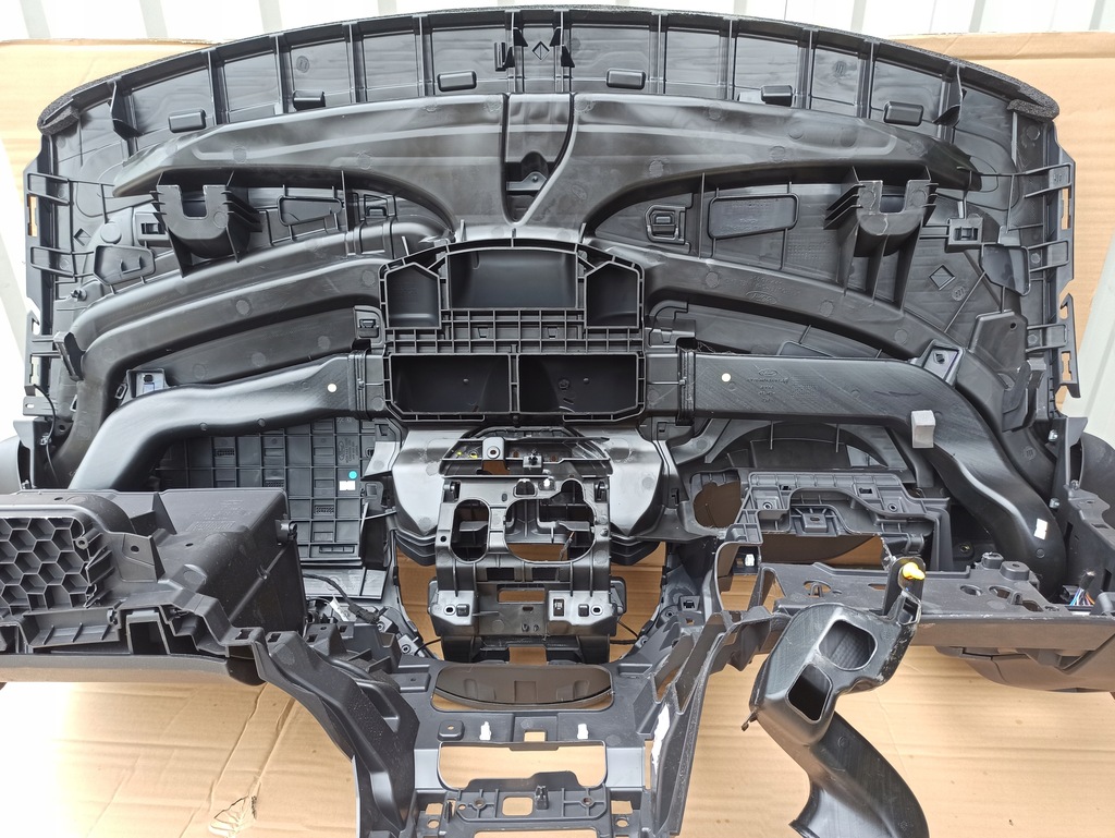 фото №10, Панель приладів приладова консоль ford transit courier 19r