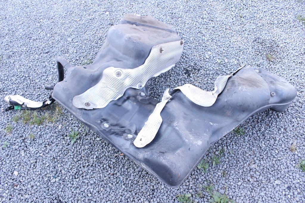 фото №9, Бак топлива комплект 3.0 tdi audi a8 d4