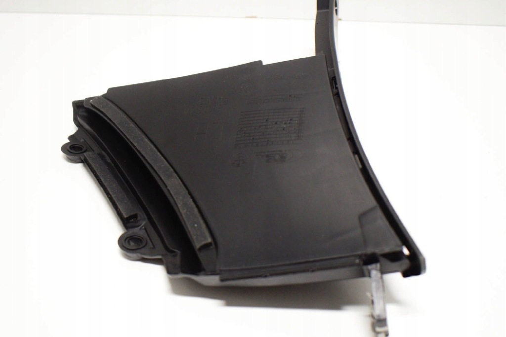 фото №8, Bmw 3 gt f34 радиатор левый внутренний канал воздуха 51747293729 7293729