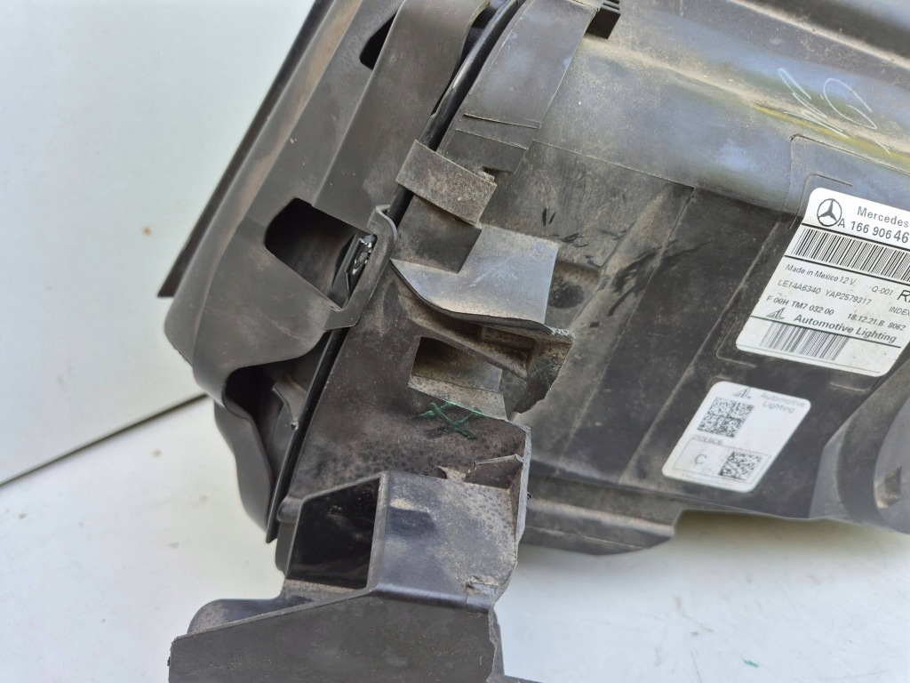 Gls 166 x166 w166 фара лампа правая full led ils a1669064603 Киев