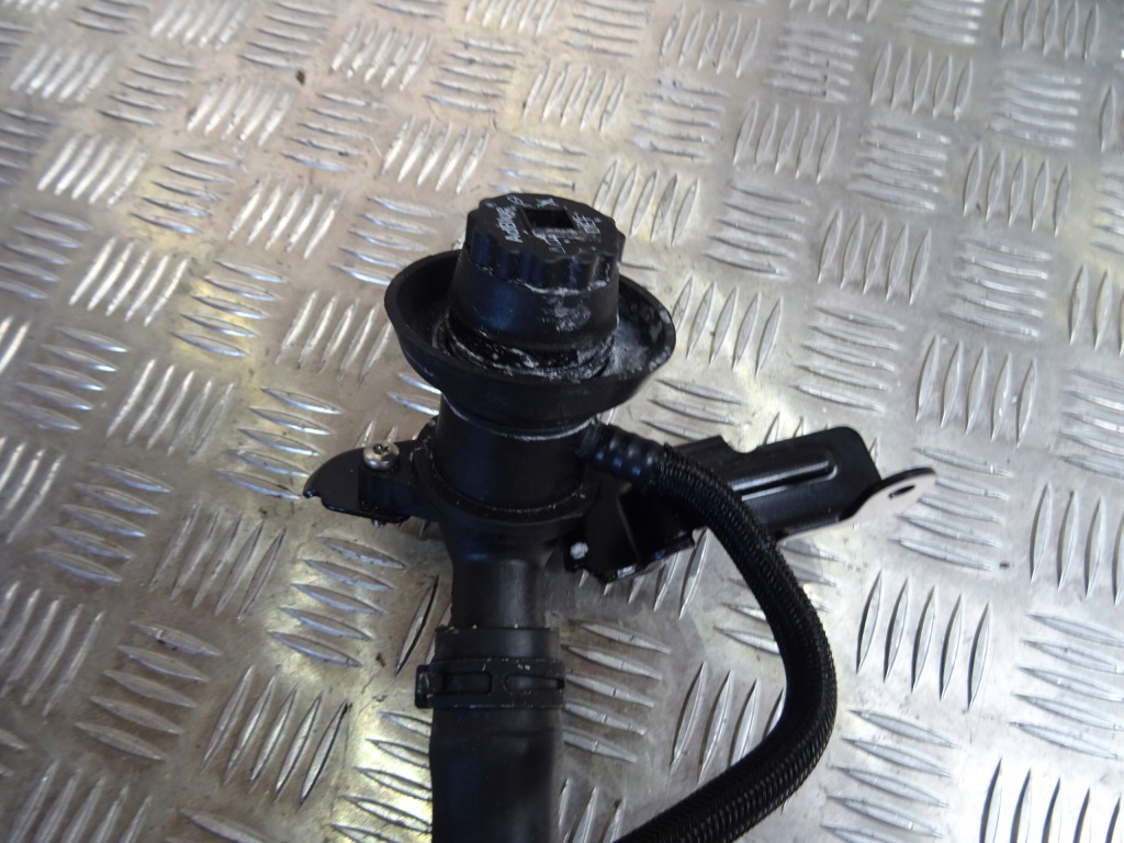 фото №2, Jaguar xf260 xf 260 sedan труба заливної adblue