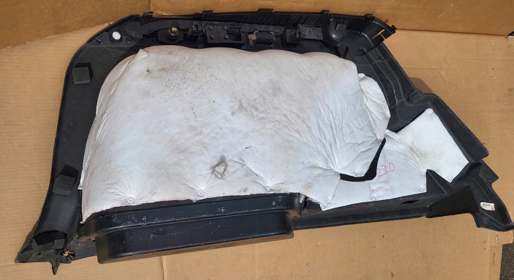 фото №13, Обшивка обивка багажника правый hyundai i40 kombi 85741-3z000 85744-3z006