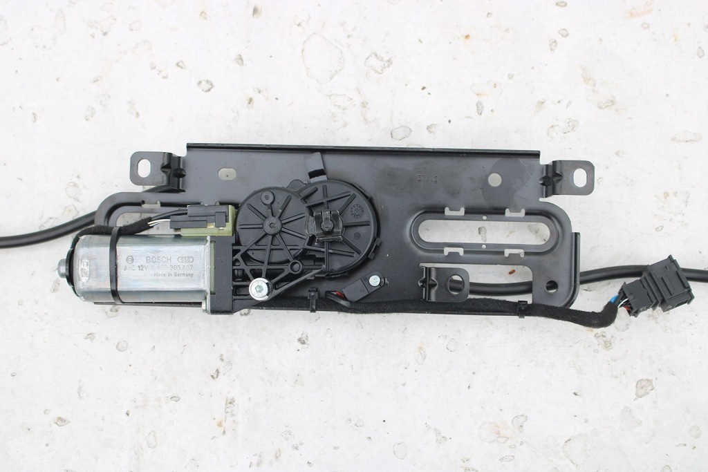 фото №13, Audi a3 cabrio 8v замок крыша 8v7871499 8v7 871 499 8v7871405 8v7871406