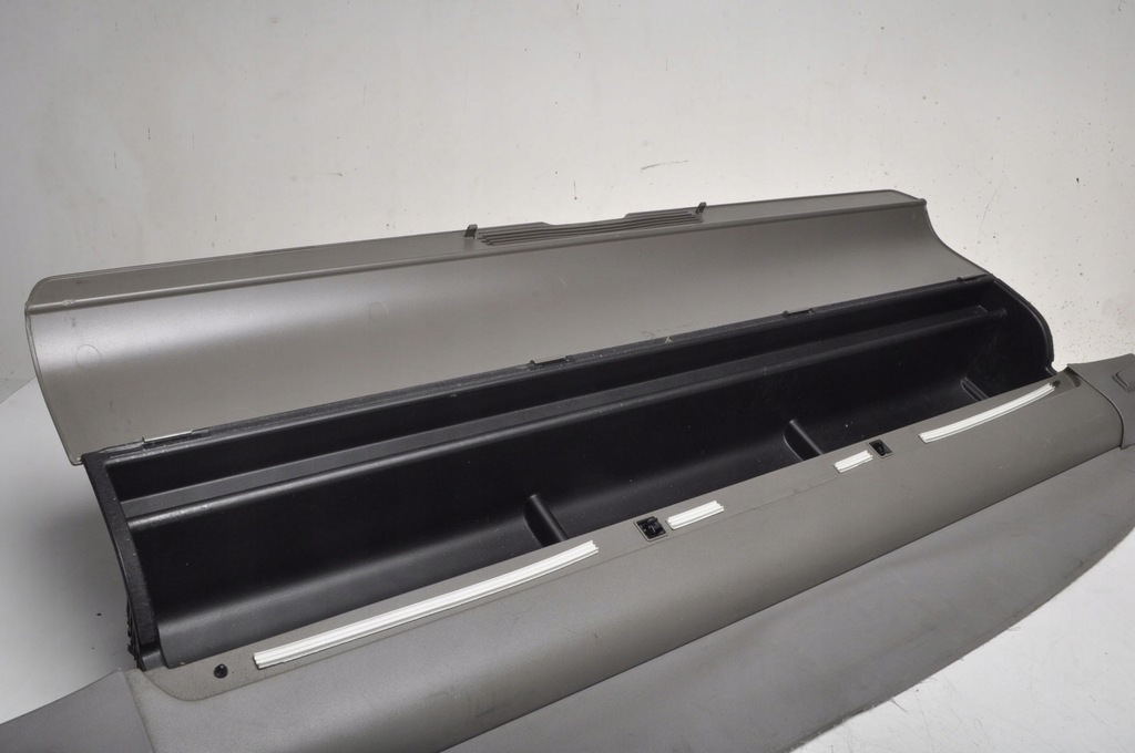 фото №7, Volvo v50 шторка задня задня багажника 39898413