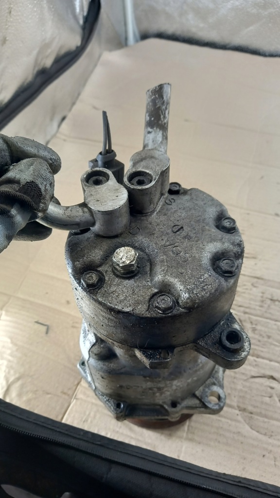 фото №5, Компрессор кондиционера vw golf iv 00r 1j0820803f