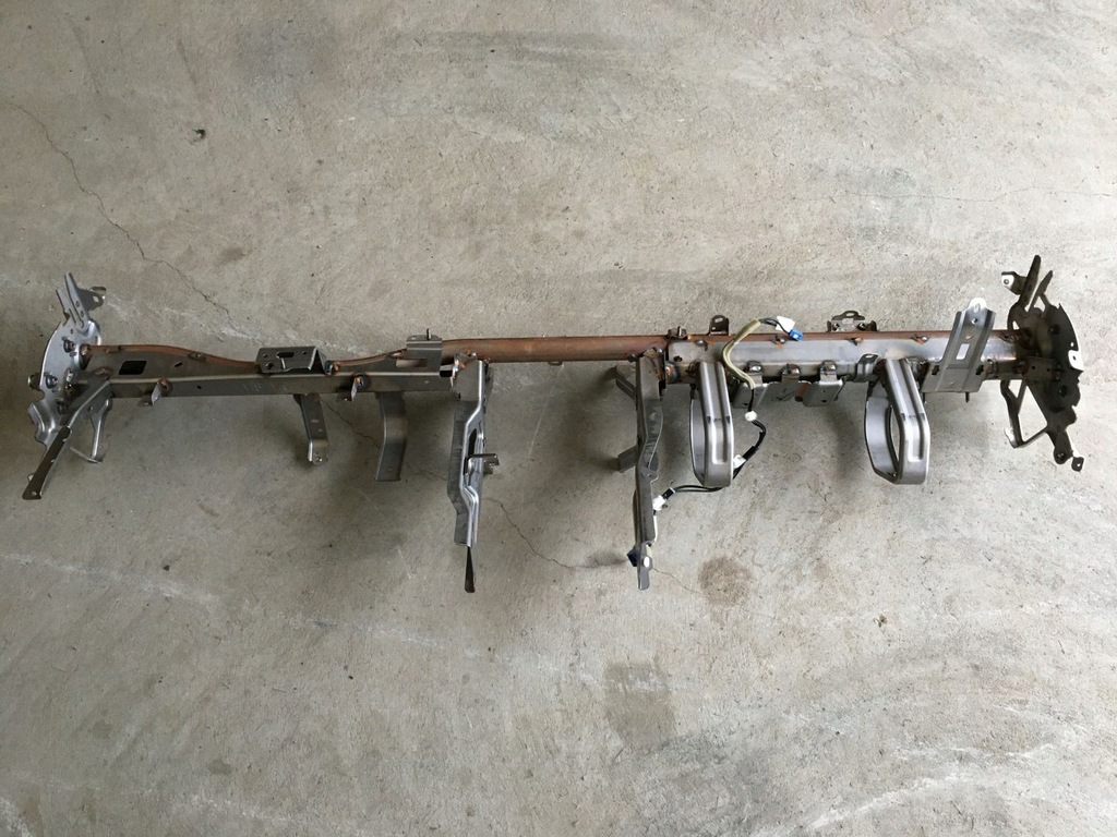 фото №1, Subaru outback 15- балка каркас панелі консолі