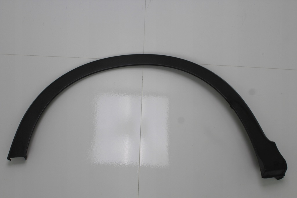 фото №1, Молдинг крыла левый задняя honda civic viii type r