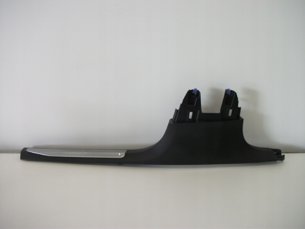 Купити Накладка порога  права crossway peugeot 3008 2 9824062277