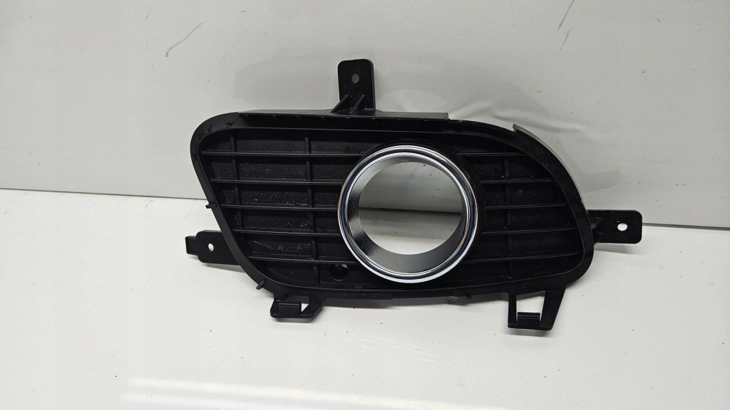 фото №1, Mercedes a klasa a169 04-08 решётка бампер перед правая