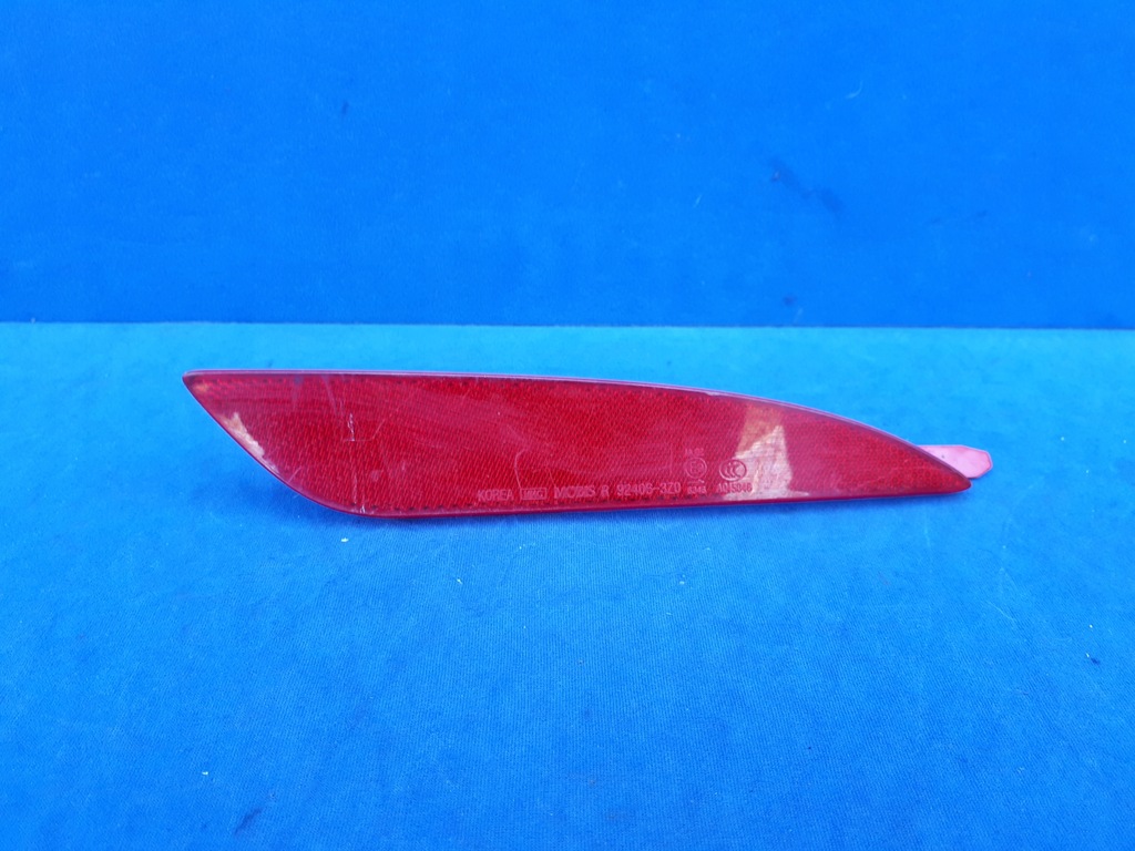 фото №1, Hyundai i40 kombi 2011-2014 11- відбивач правий задня