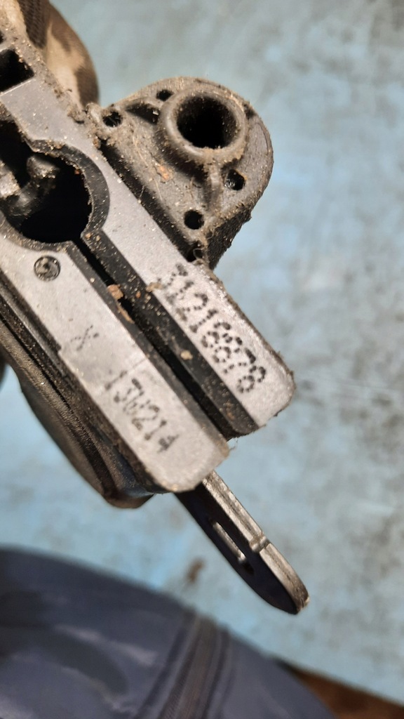 фото №4, Замок капот 31218878 volvo v60 s60