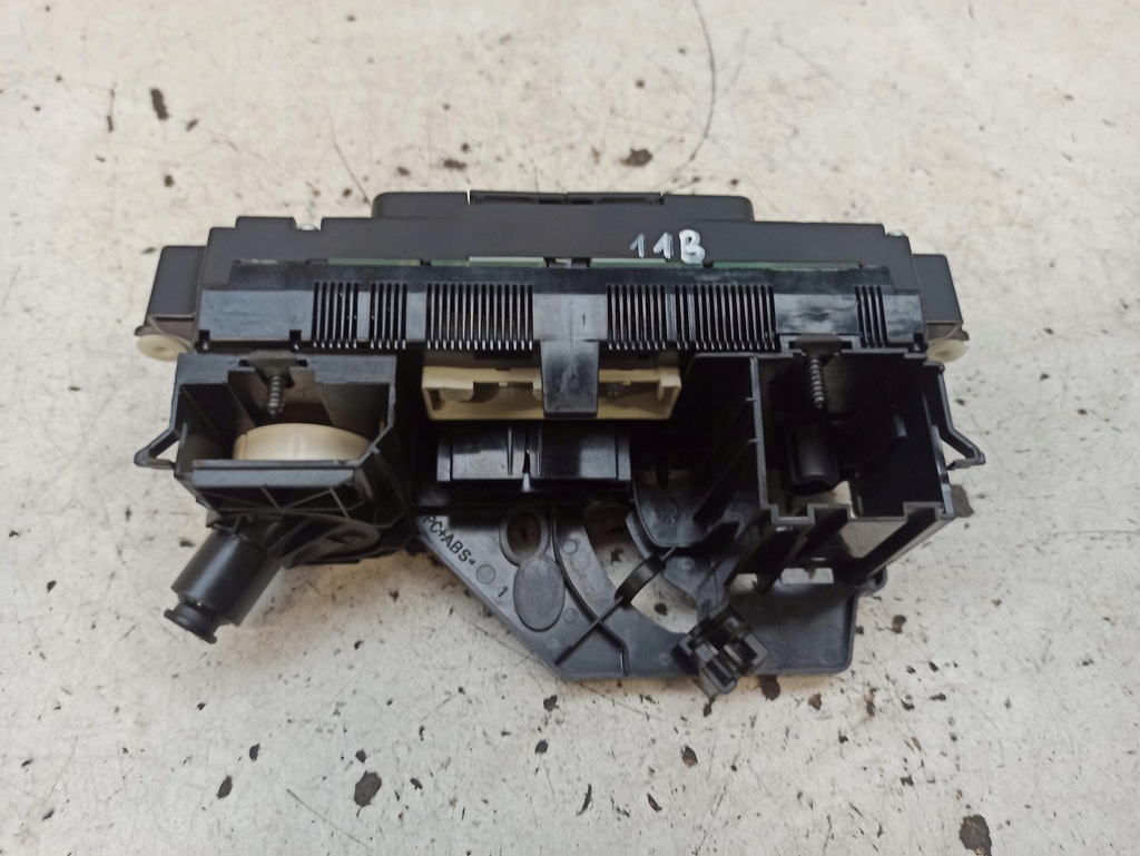 фото №6, Volkswagen golf plus панель обдув 1cf747309