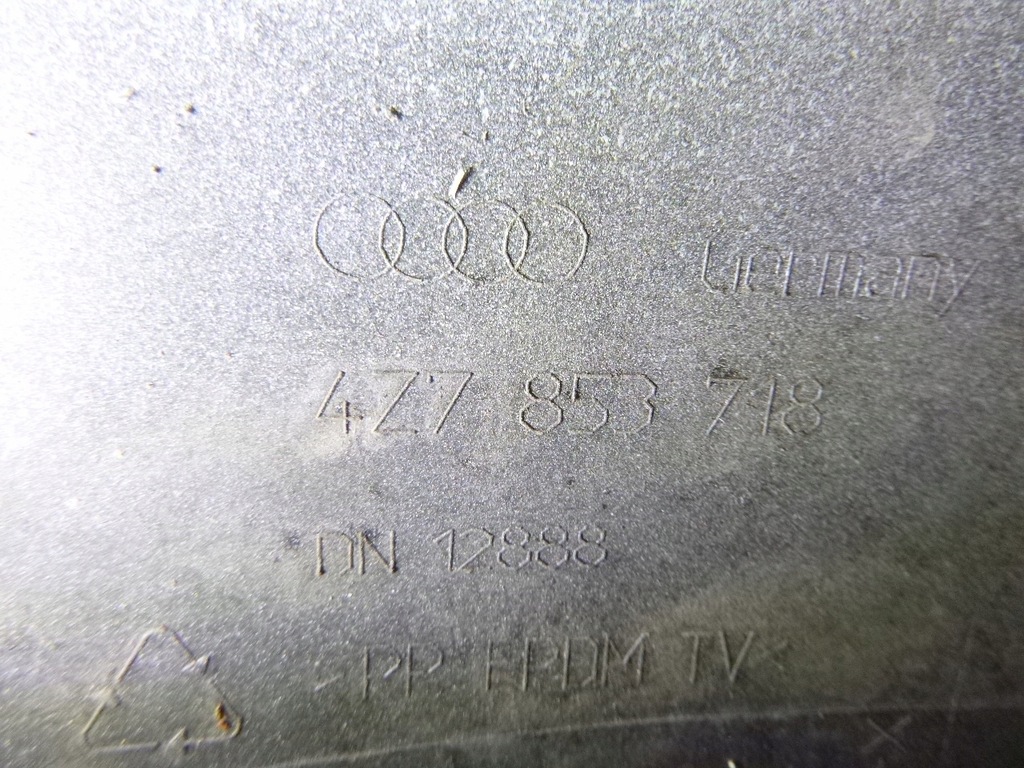 фото №11, Молдинг крыла накладка передняя правая audi a6 c5 allroad lv7w