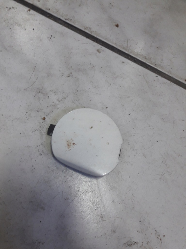 фото №1, Mazda 3 bm 2013-2017 бампер перед заглушка фаркоп hak оригінал колір 25 d