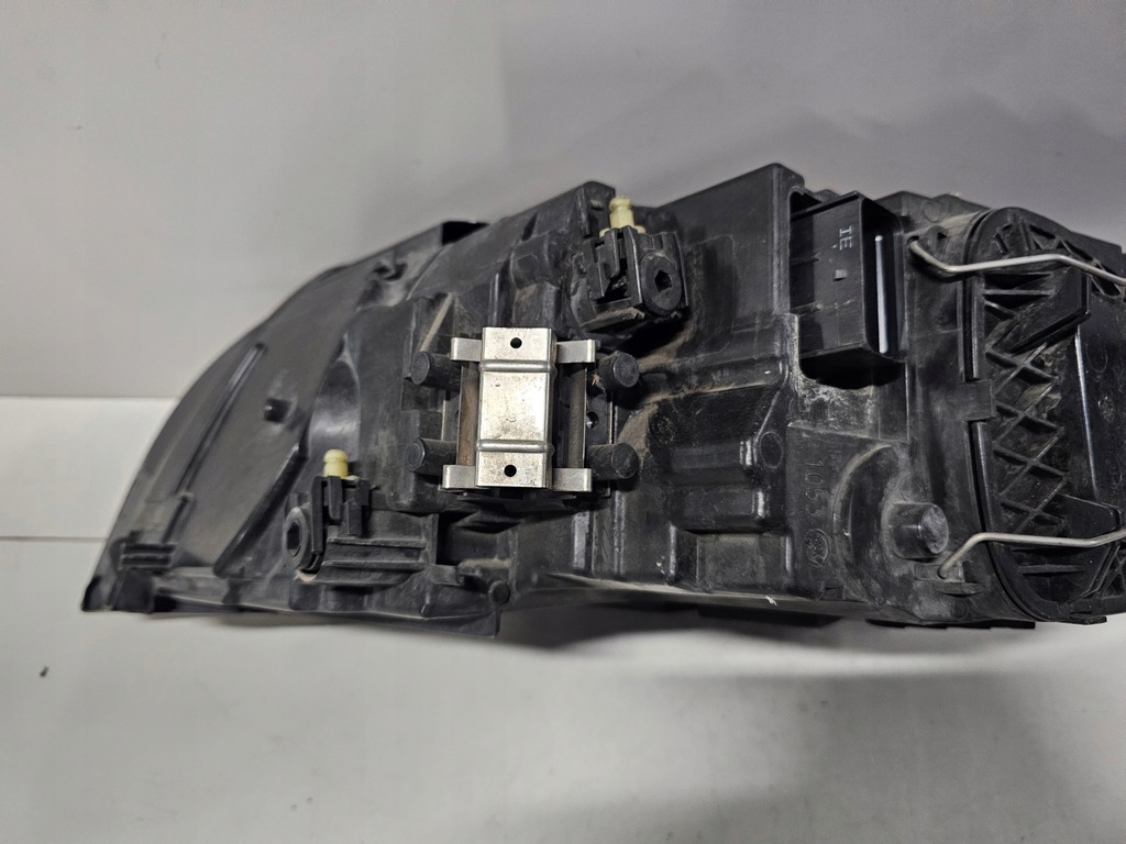 фото №12, Лампа передня права правий перед volvo v50 ii 2 lift s40 europa 31299584